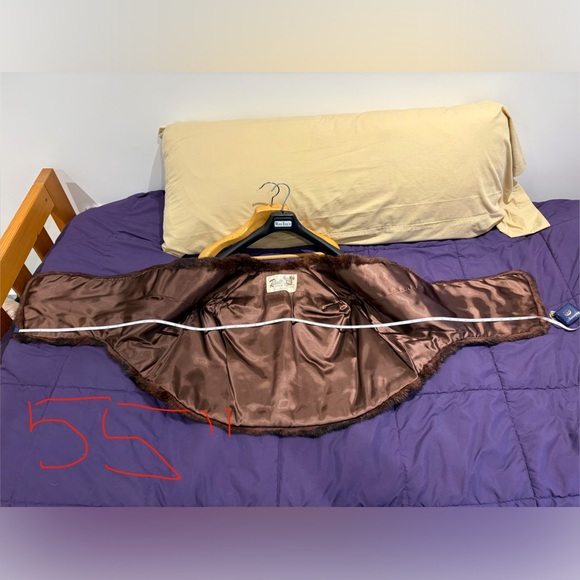 Mink Fur Stole - Picture 7 of 10